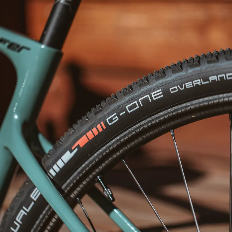 G-One Overland Gravel Reifen (28")